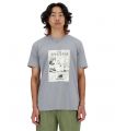 Compra online Camiseta New Balance Poster Hombre Gris en oferta al mejor precio