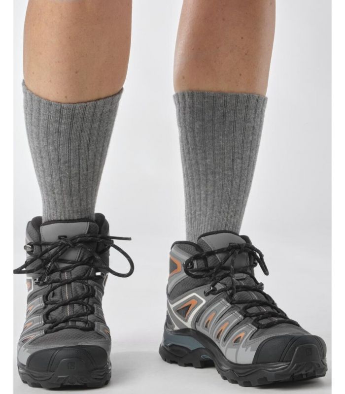 Compra online Calcetines Salomon Evasion Crew 2 Pack Light Grey en oferta al mejor precio