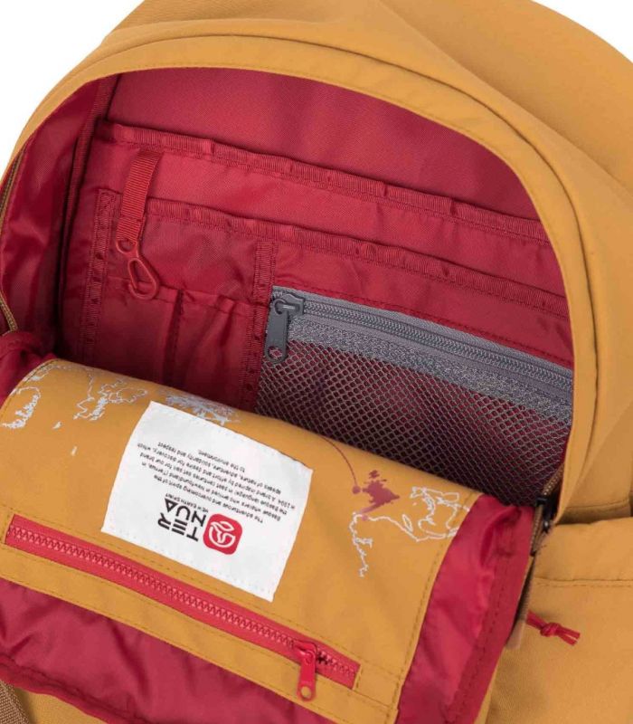 Compra online Mochila Ternua Red Bay 18 Real Honey en oferta al mejor precio